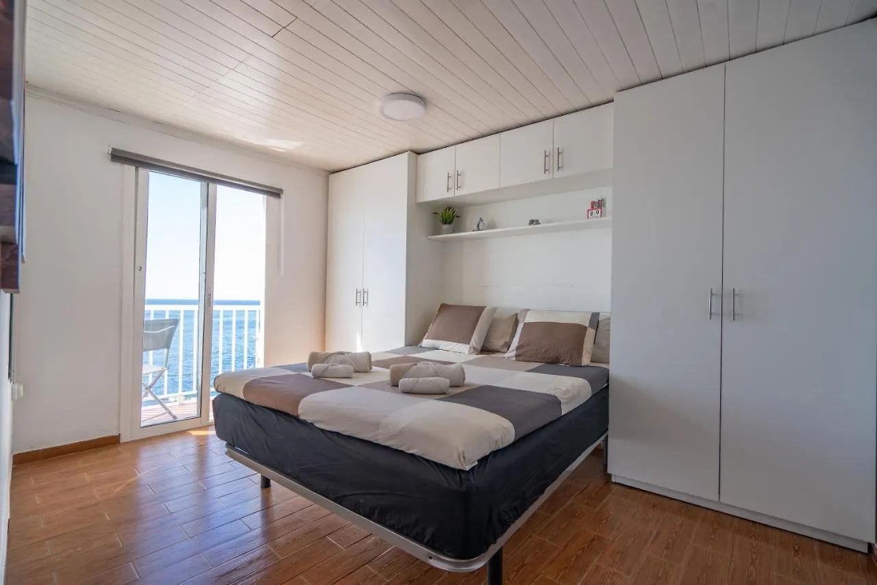Holiday home Breath-Taking Views On The First Line Of The Ocean Villa Santa Cruz de Tenerife