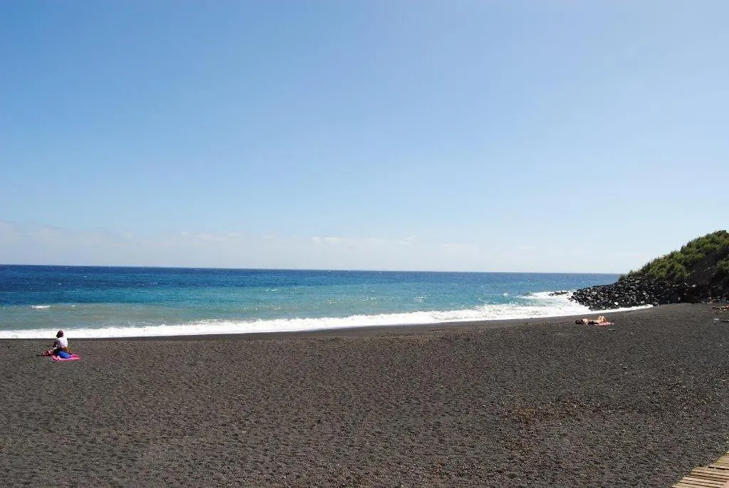 Holiday home Breath-Taking Views On The First Line Of The Ocean Villa Santa Cruz de Tenerife